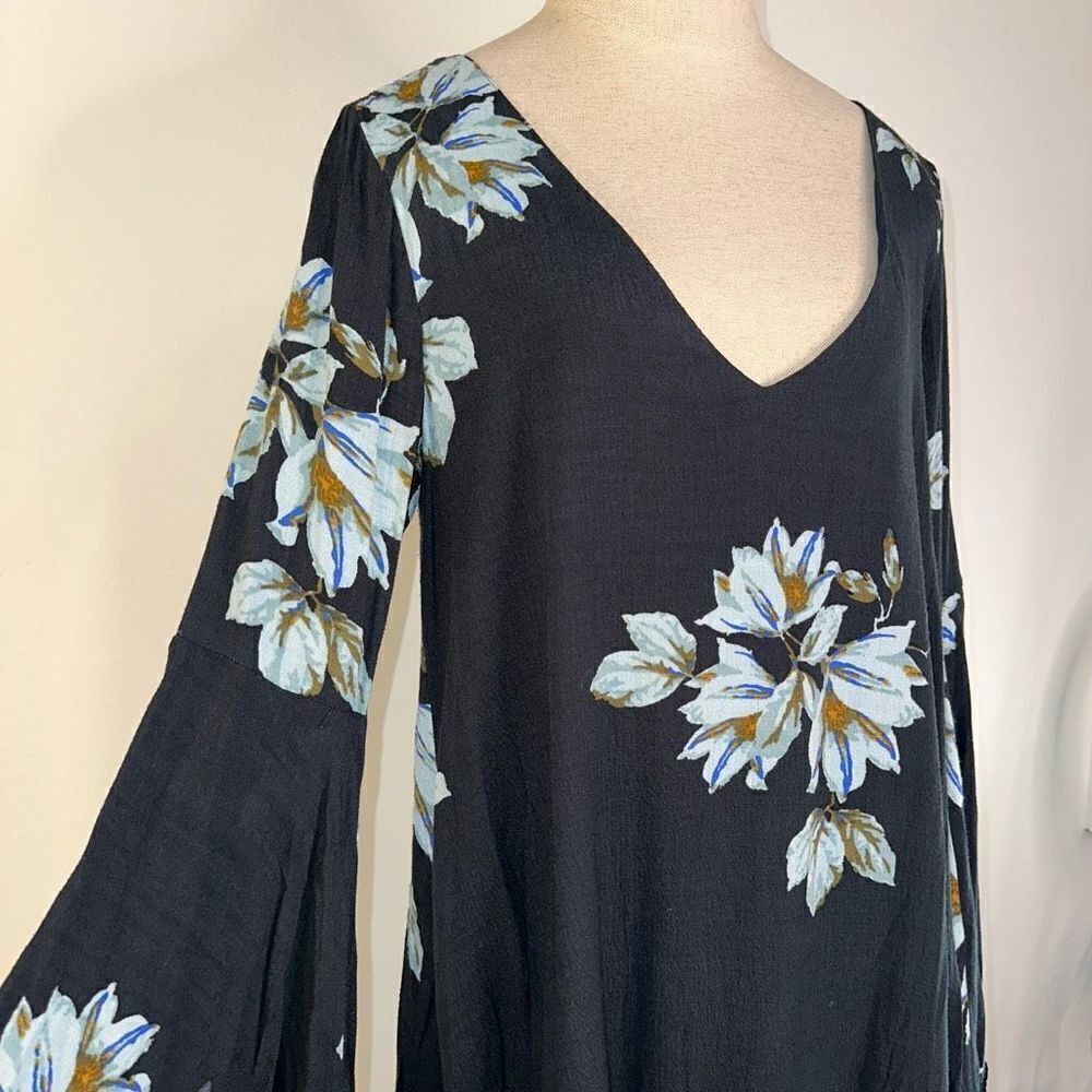 Free People Wanderer Bell Sleeve Mini Dress Boho Floral Medium Charcoal - Picture 5 of 11